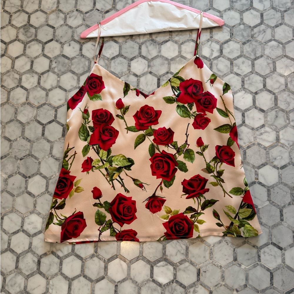 Agence size Medium floral Spaghetti Strap Top - Red Roses